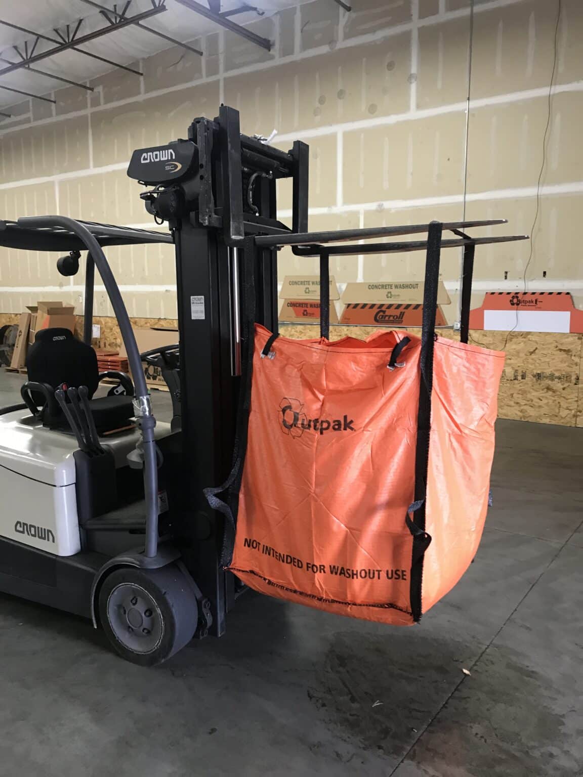 Outpak Debris Bag | Heavry Duty Re-Usable Yard Waste Bag